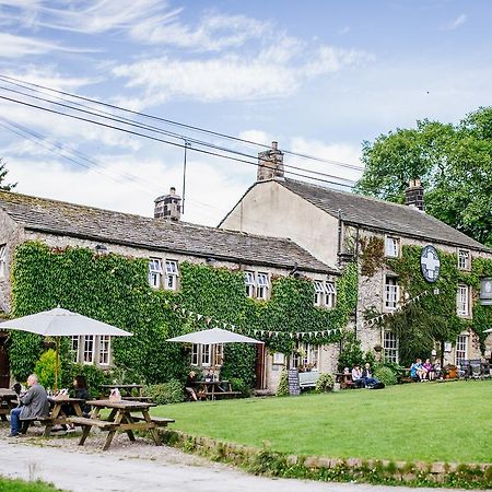 Hotel The Lister Arms Malham Esterno foto