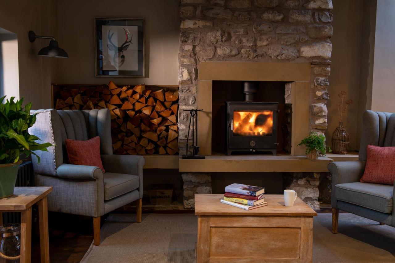 Hotel The Lister Arms Malham Esterno foto