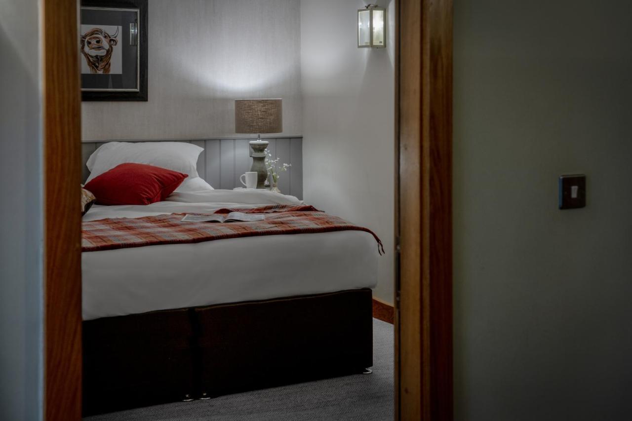Hotel The Lister Arms Malham Esterno foto