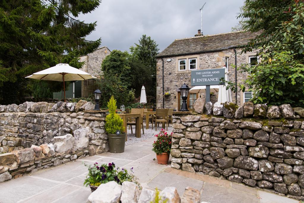 Hotel The Lister Arms Malham Esterno foto
