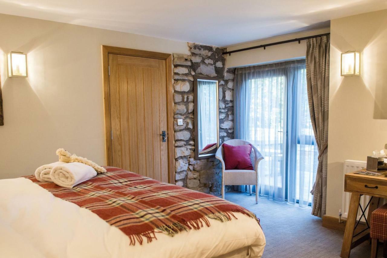 Hotel The Lister Arms Malham Esterno foto