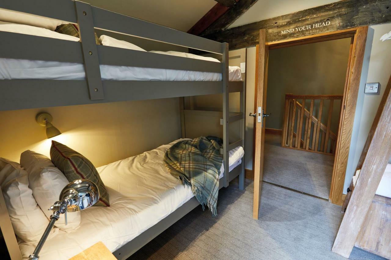 Hotel The Lister Arms Malham Esterno foto