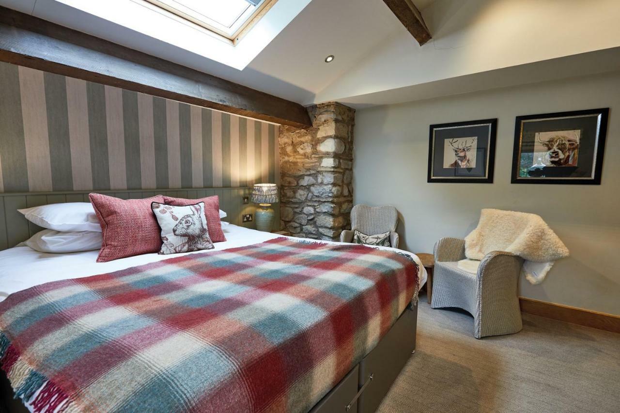 Hotel The Lister Arms Malham Esterno foto